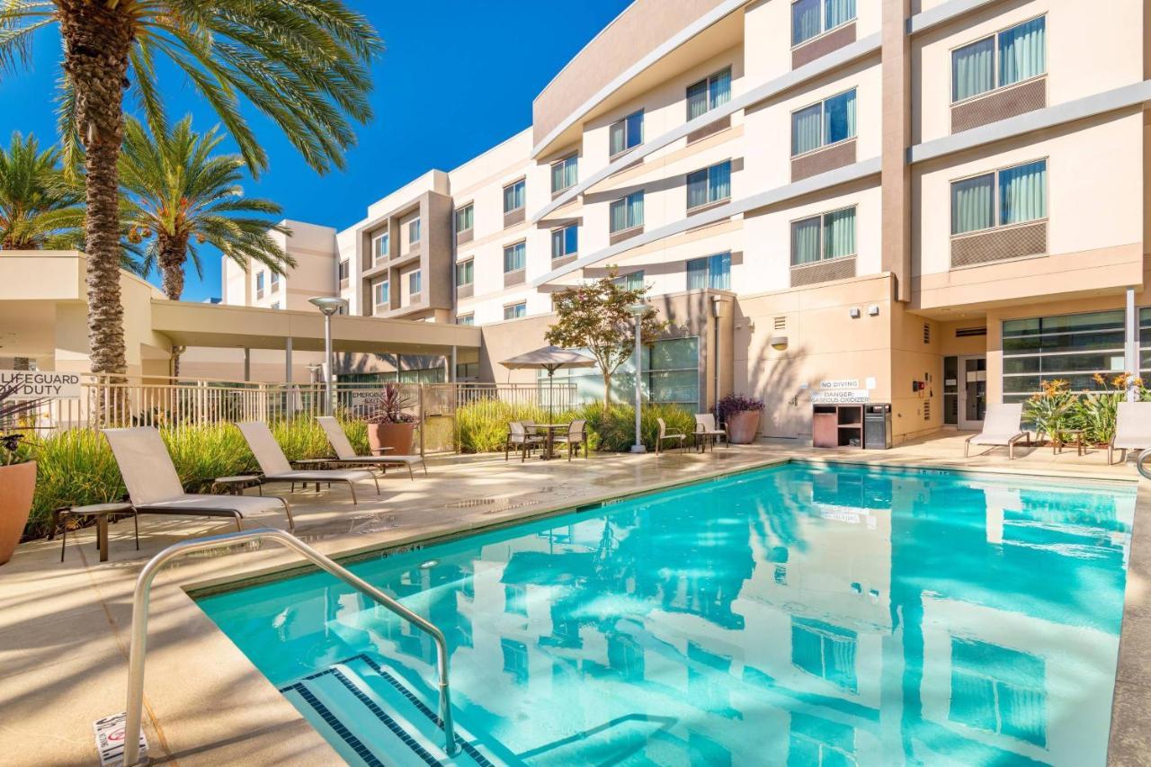 מלון Courtyard By Marriott Santa Ana Orange County מראה חיצוני תמונה