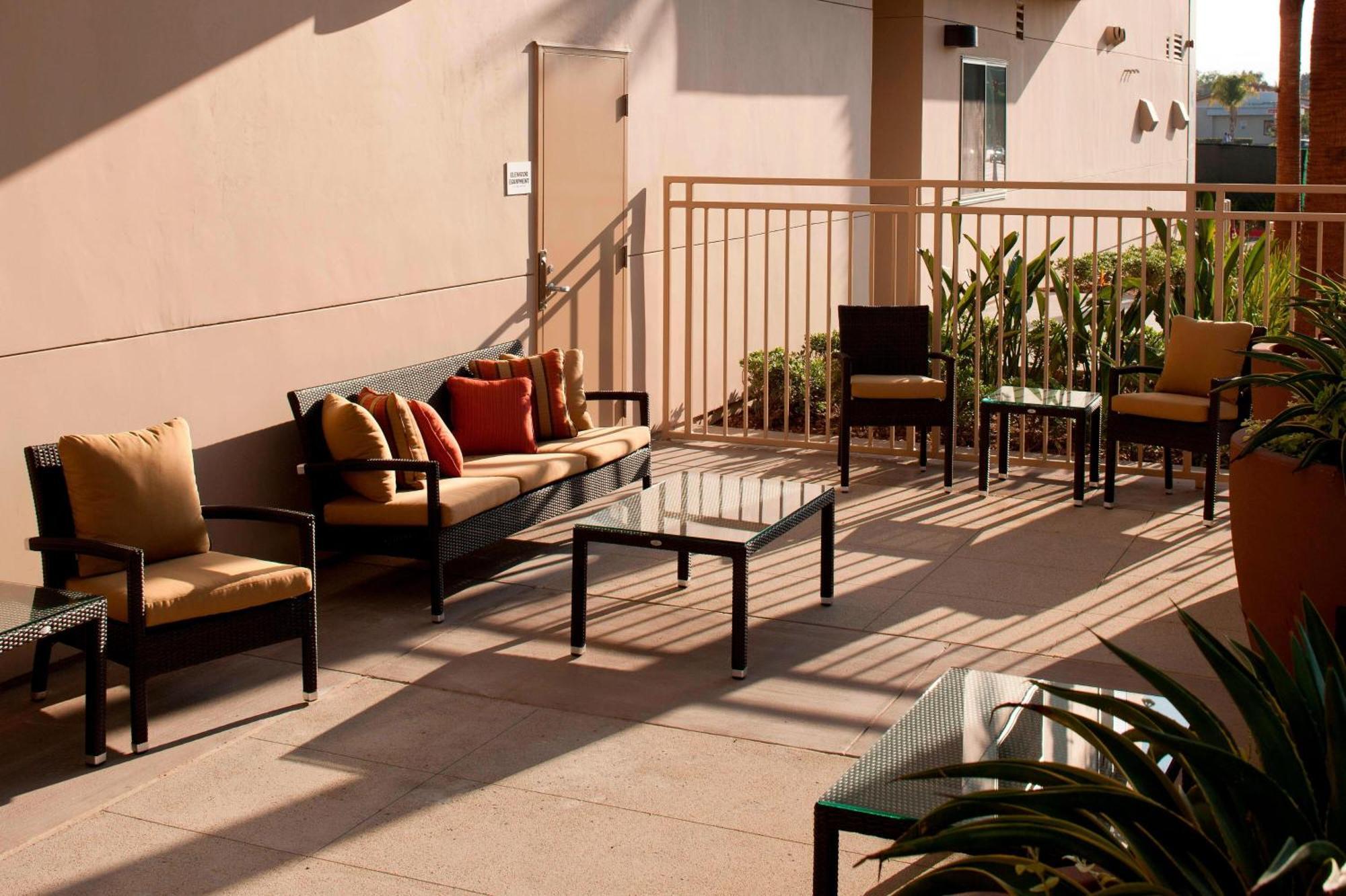 מלון Courtyard By Marriott Santa Ana Orange County מראה חיצוני תמונה